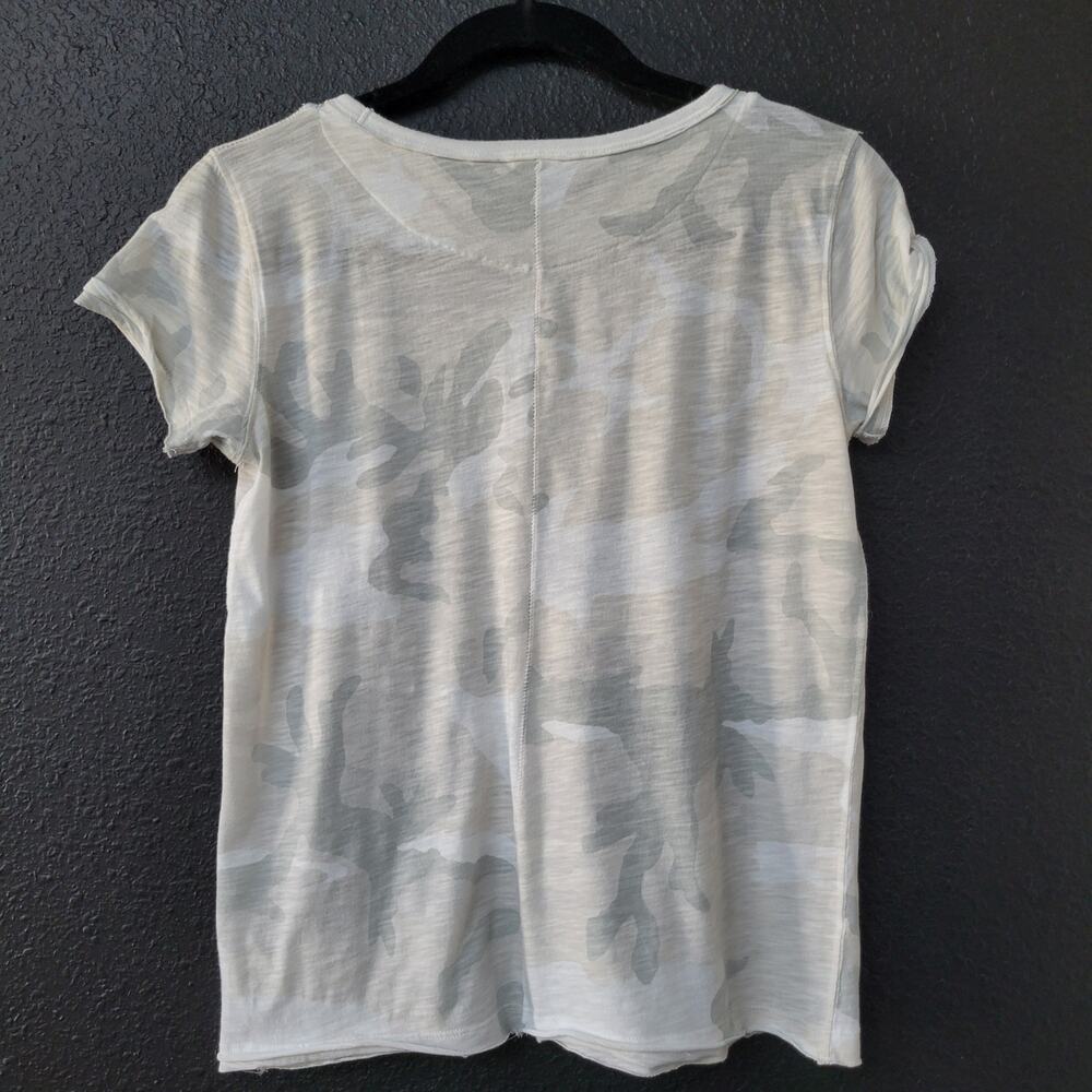 We The Free Free People White Camo Print Slub T Shirt Small Rolled Sleeve - Picture 3 of 5